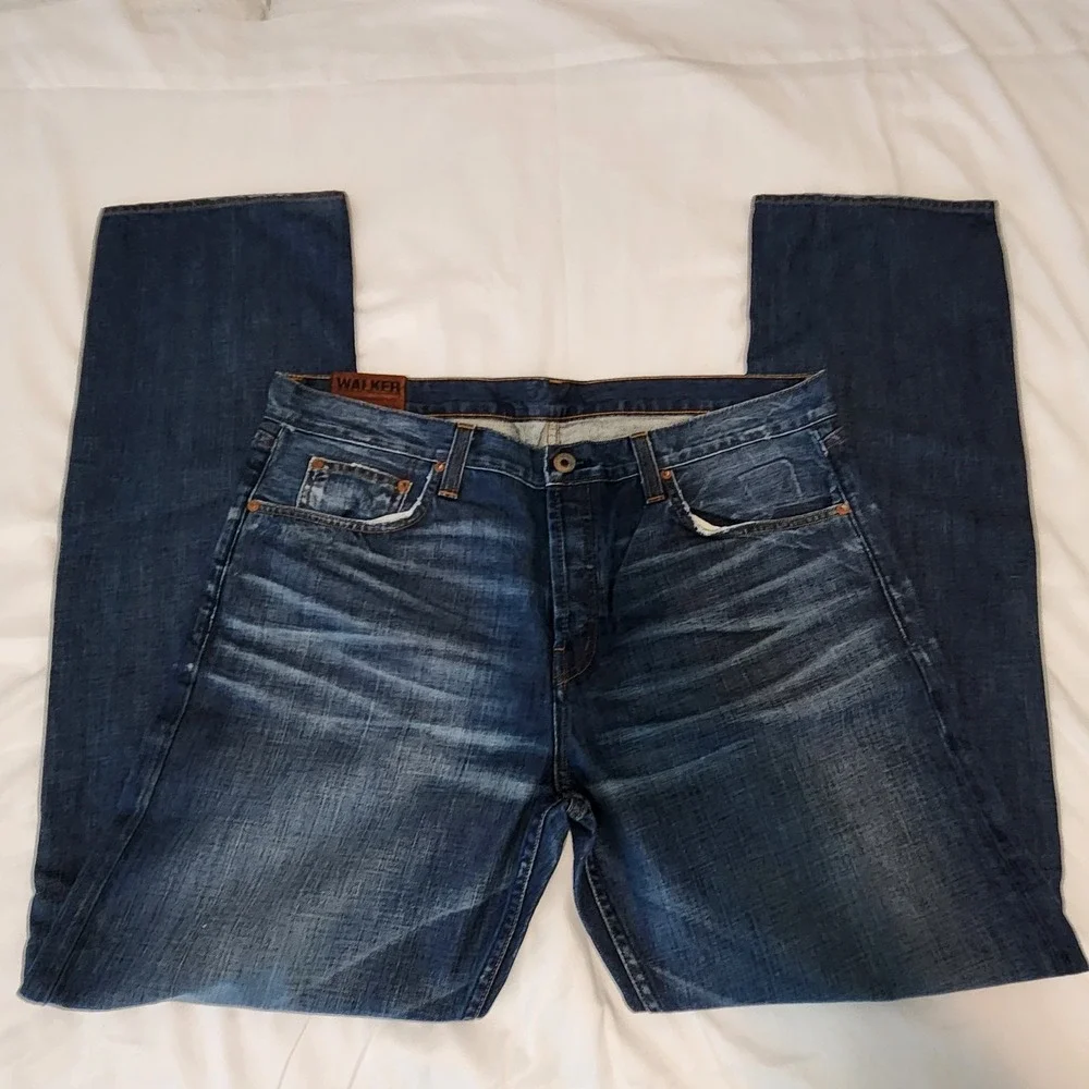 J.Brand Walker Relaxed Straight Leg Size 38 Med Wash Blue Jeans. Button Fly Men